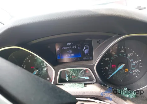 2013 Ford Focus Titanium z USA, uszkodzony, nr VIN 1FADP3J20DL225916